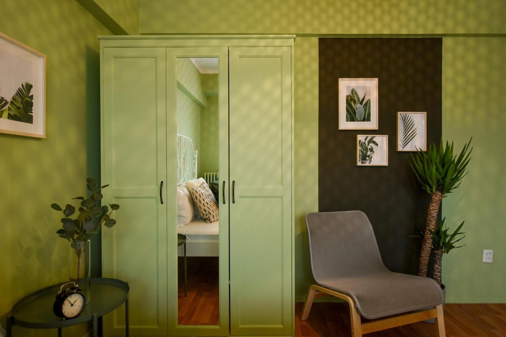 Chic Accommodation With Breathtaking Views Over Calea Victoriei - Your Central Heaven Bukares Ruang foto