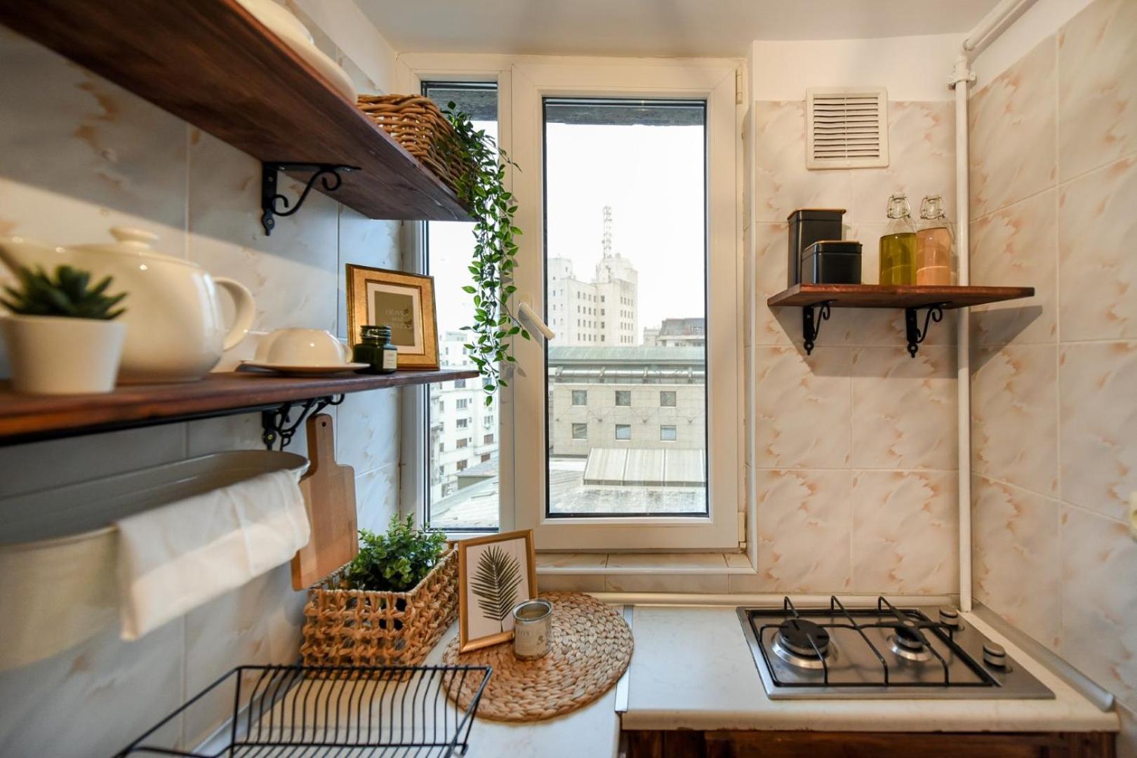 Chic Accommodation With Breathtaking Views Over Calea Victoriei - Your Central Heaven Bukares Ruang foto